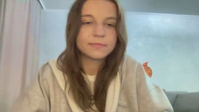 HeatherChura live cam on Cam4