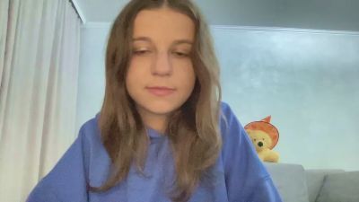HeatherChura live cam on Cam4