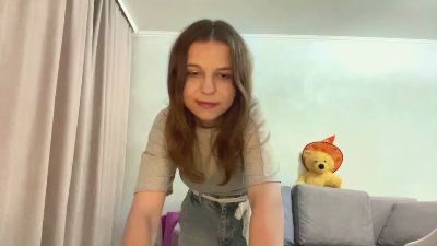HeatherChura live cam on Cam4