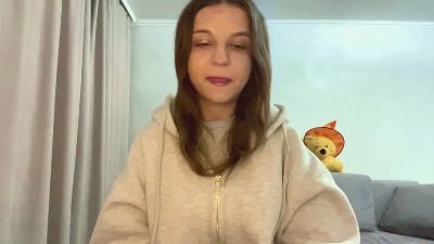 HeatherChura live cam on Cam4