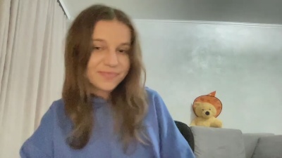 HeatherChura live cam on Cam4