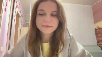 HeatherChura live cam on Cam4