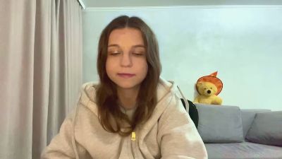 HeatherChura live cam on Cam4