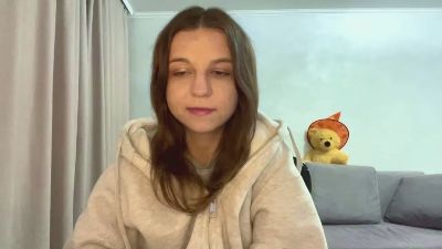 HeatherChura live cam on Cam4