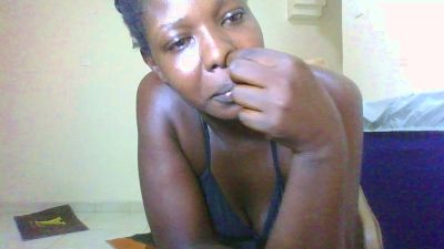 Heavenly live cam on Cam4