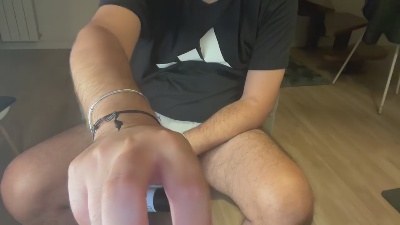 Hector220 live cam on Cam4