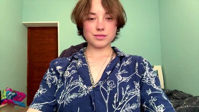HedyLombardino live cam on Cam4