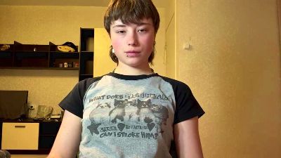 HedyLombardino live cam on Cam4