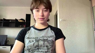 HedyLombardino live cam on Cam4