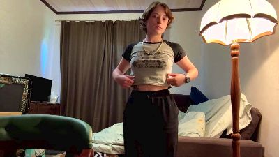 HedyLombardino live cam on Cam4
