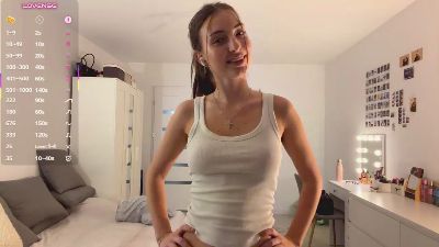 HeeBrittian live cam on Cam4