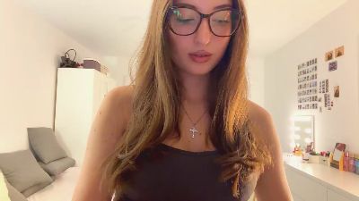 HeeBrittian live cam on Cam4