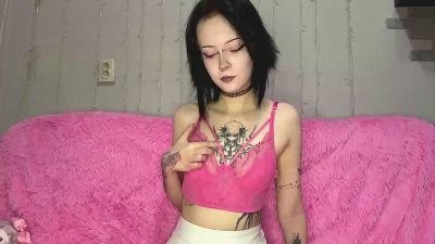HeidiAkbari live cam on Cam4