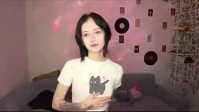 HeidiAkbari live cam on Cam4