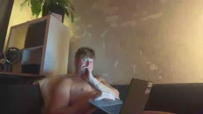 Heikhoe69 live cam on Cam4