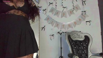Hela_land live cam on Cam4