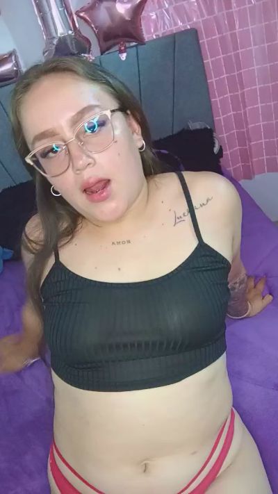 Helen_sf live cam on Cam4