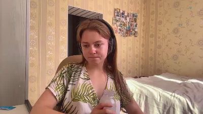 HelgaMcdole live cam on Cam4