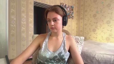 HelgaMcdole live cam on Cam4
