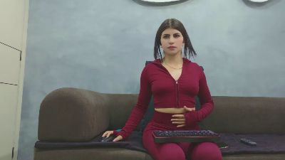 Hellen_03 live cam on Cam4