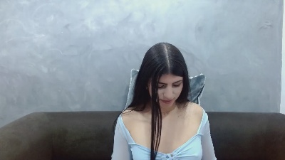 Hellen_03 live cam on Cam4