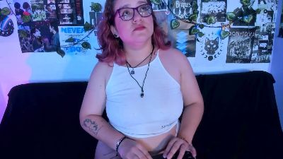 Hellen_21 live cam on Cam4