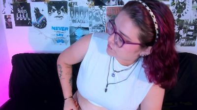 Hellen_21 live cam on Cam4