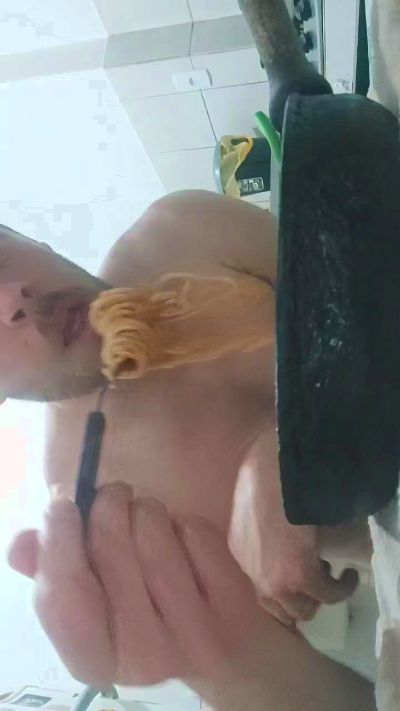Hellmans live cam on Cam4