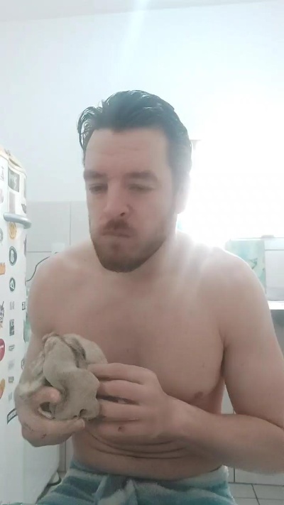 Hellmans live cam on Cam4