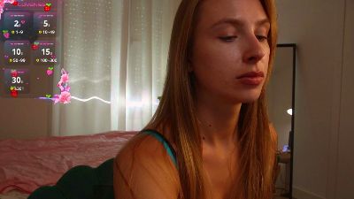 HelloKikky_ live cam on Cam4