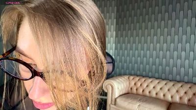 HelloKikky_ live cam on Cam4