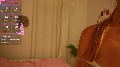 HelloKikky_ live cam on Cam4