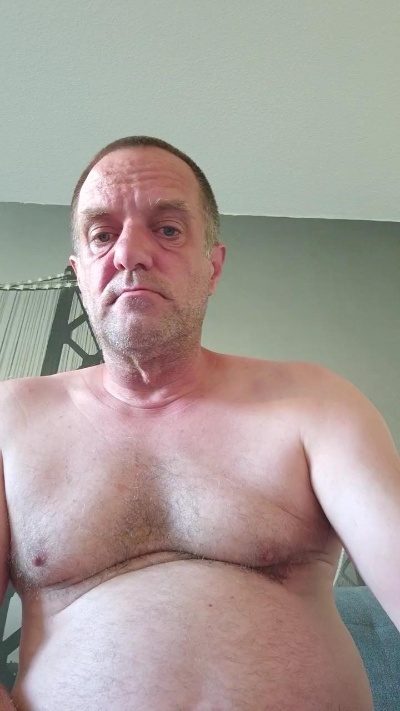 Hengst81980 live cam on Cam4