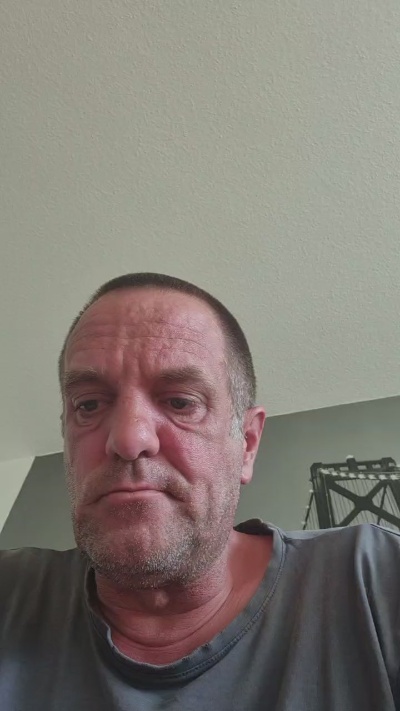 Hengst81980 live cam on Cam4