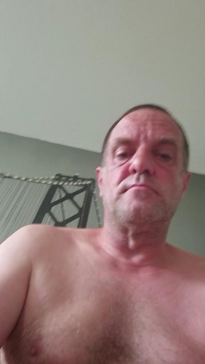 Hengst81980 live cam on Cam4