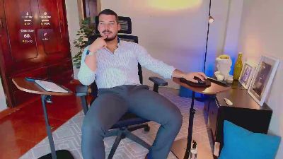 HenryBenso live cam on Cam4