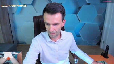 HenryGarret live cam on Cam4