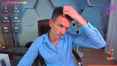 HenryGarret live cam on Cam4