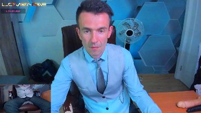 HenryGarret live cam on Cam4
