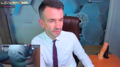 HenryGarret live cam on Cam4