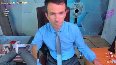 HenryGarret live cam on Cam4