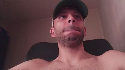 Henryaxe live cam on Cam4