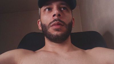 Henryaxe live cam on Cam4