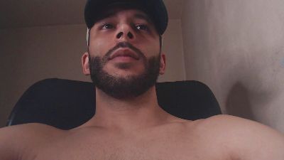 Henryaxe live cam on Cam4