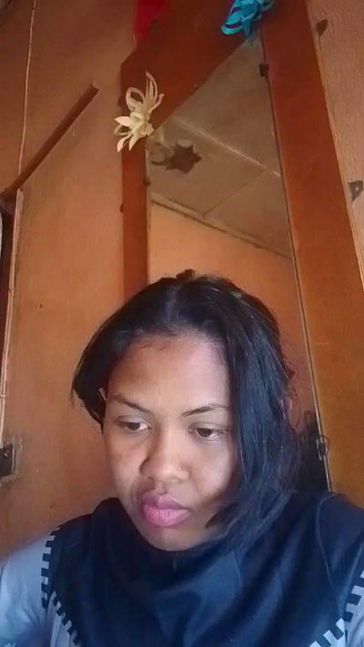 Hents live cam on Cam4