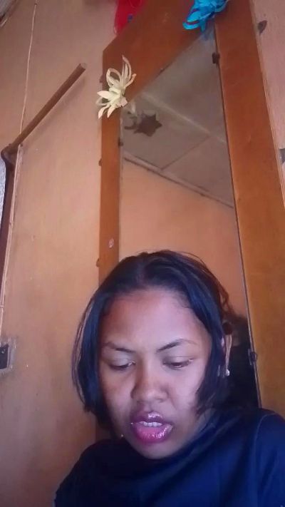Hents live cam on Cam4