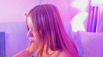 Hera_Junoo live cam on Cam4