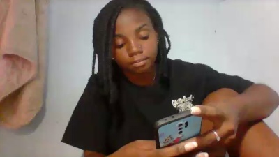 Hermeyi live cam on Cam4