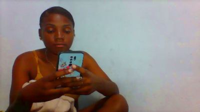 Hermeyi live cam on Cam4