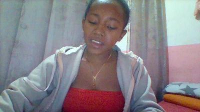 Herminah live cam on Cam4